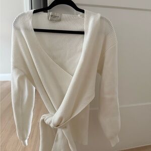 Eighty Threads White V-Neck Knit Sweater